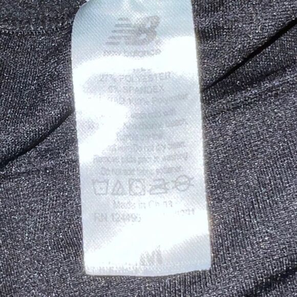 New Balance Gray Heathered Sports Bra Size Medium - Picture 3 of 5